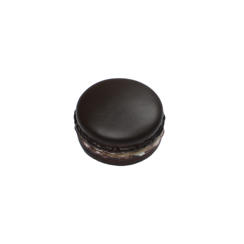 A set of 4cm macarons