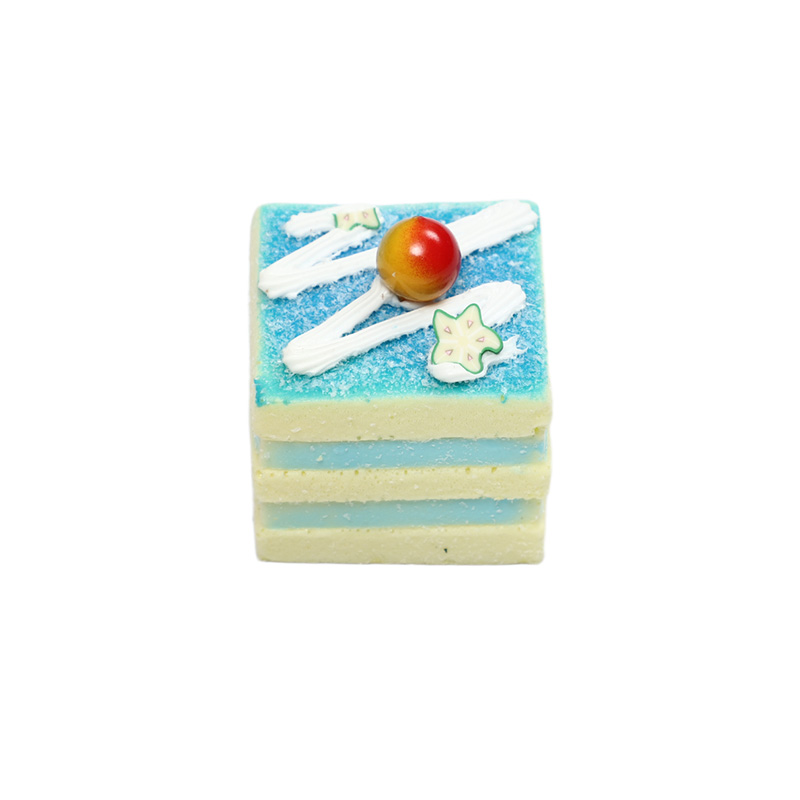 5cm three-layer coconut flour cake