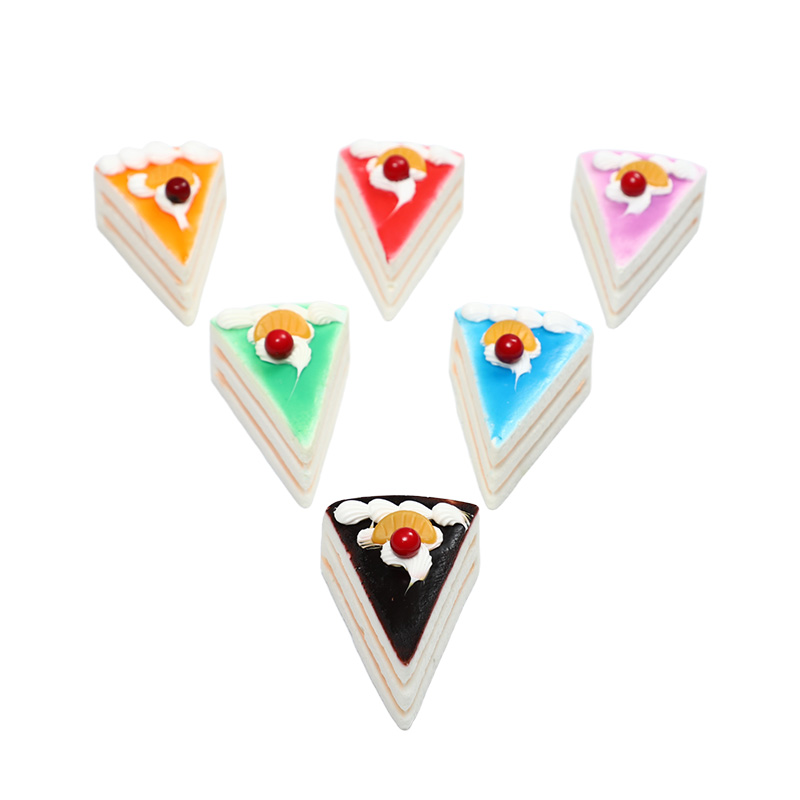 Triangular jam cake